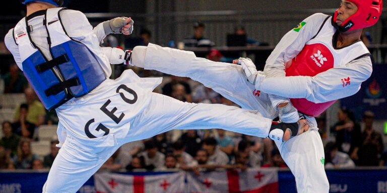 Jogos Mundiais Universitários: Brasil é prata, o 4º pódio no taekwondo Jogos Mundiais Universitários: Brasil é prata, o 4º pódio no taekwondo